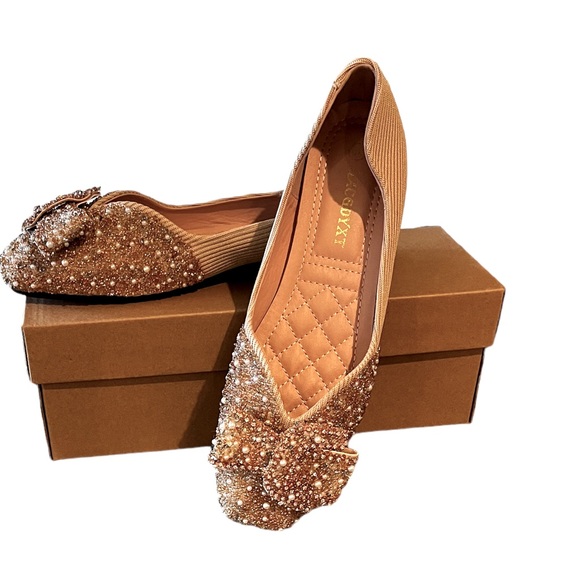 Pearls and beaded ballet flats! - Picture 1 of 5